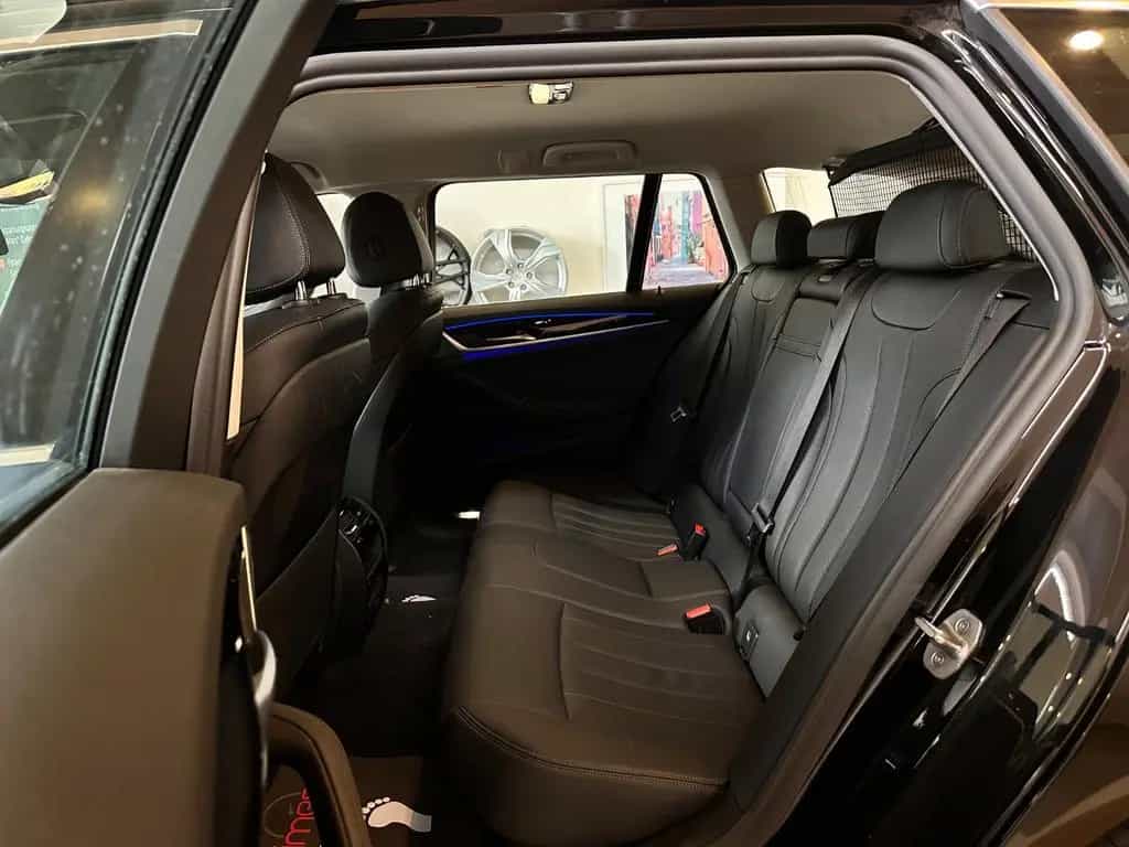 BMW 520 5 Touring AHK LEDER 11/2021-photo-11