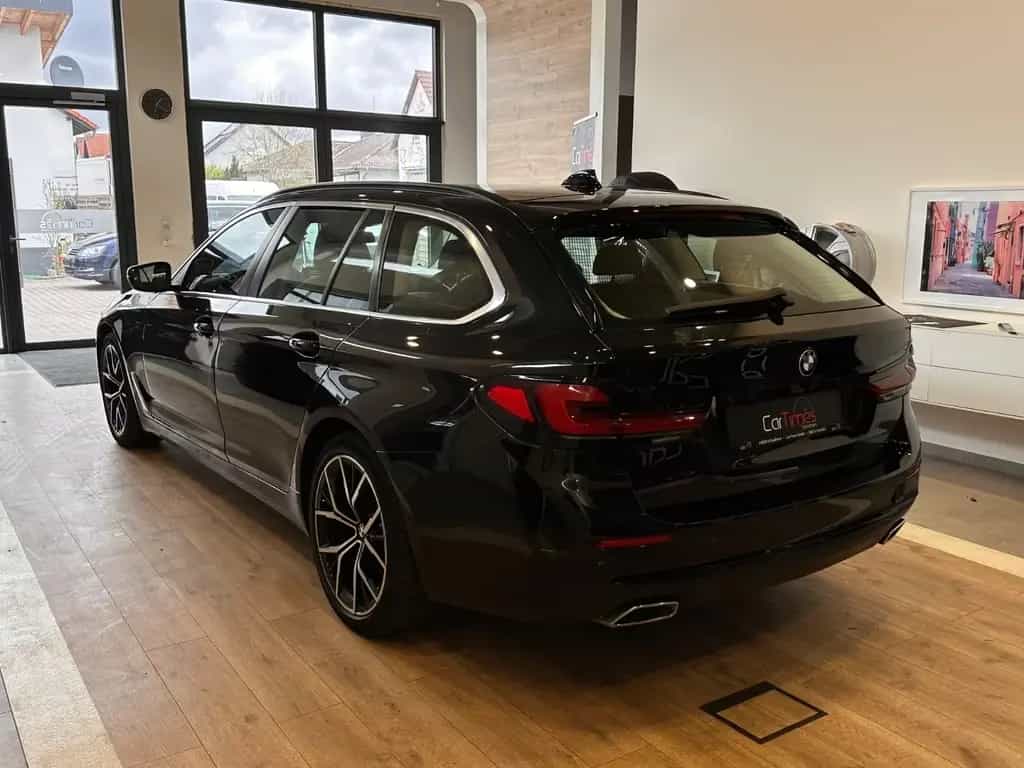 BMW 520 5 Touring AHK LEDER 11/2021-photo-3