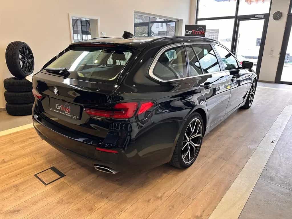 BMW 520 5 Touring AHK LEDER 11/2021-photo-4