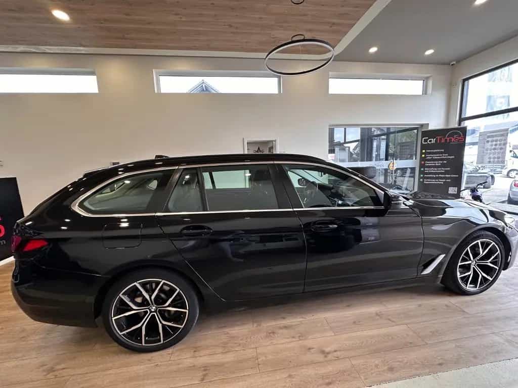BMW 520 5 Touring AHK LEDER 11/2021-photo-6