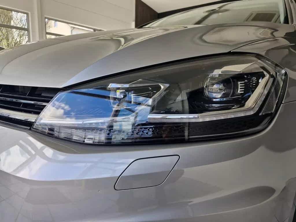 Volkswagen Golf VII Lim. Join*LED*SmartLink*SHZ*ACC* 04/2018-photo-1