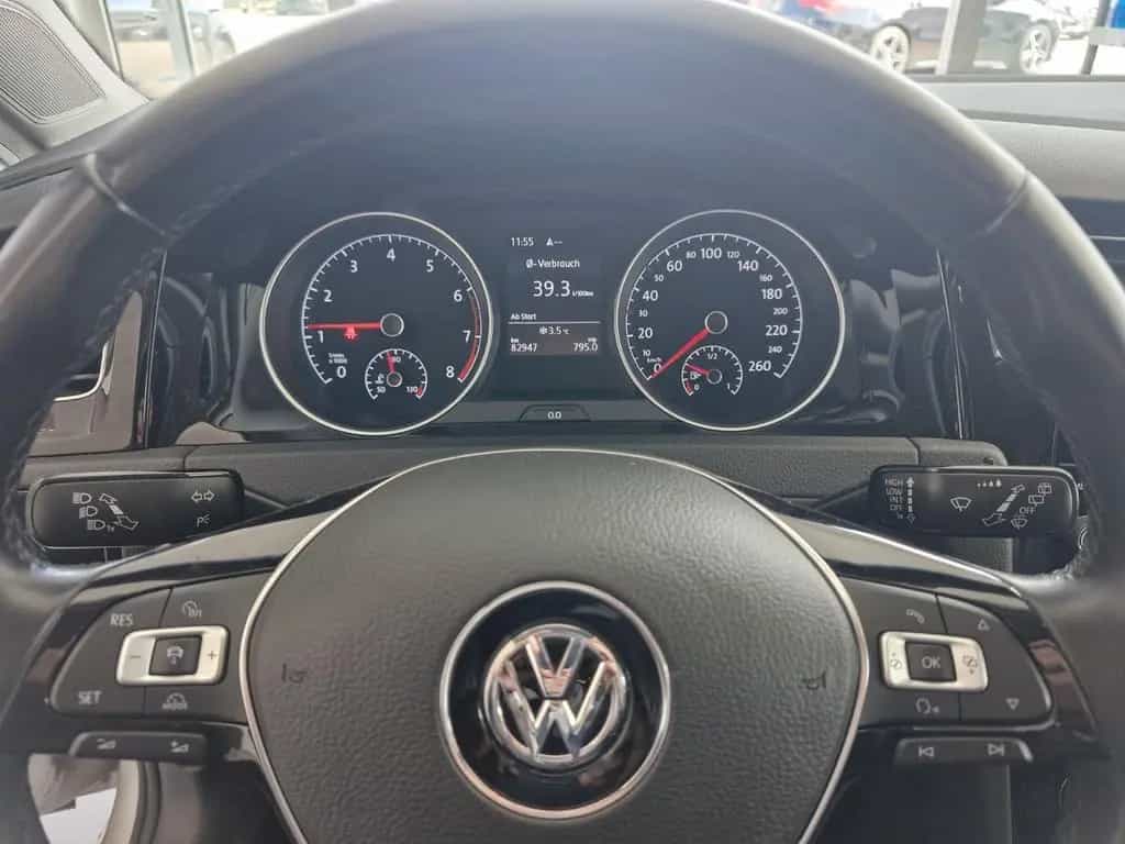Volkswagen Golf VII Lim. Join*LED*SmartLink*SHZ*ACC* 04/2018-photo-10