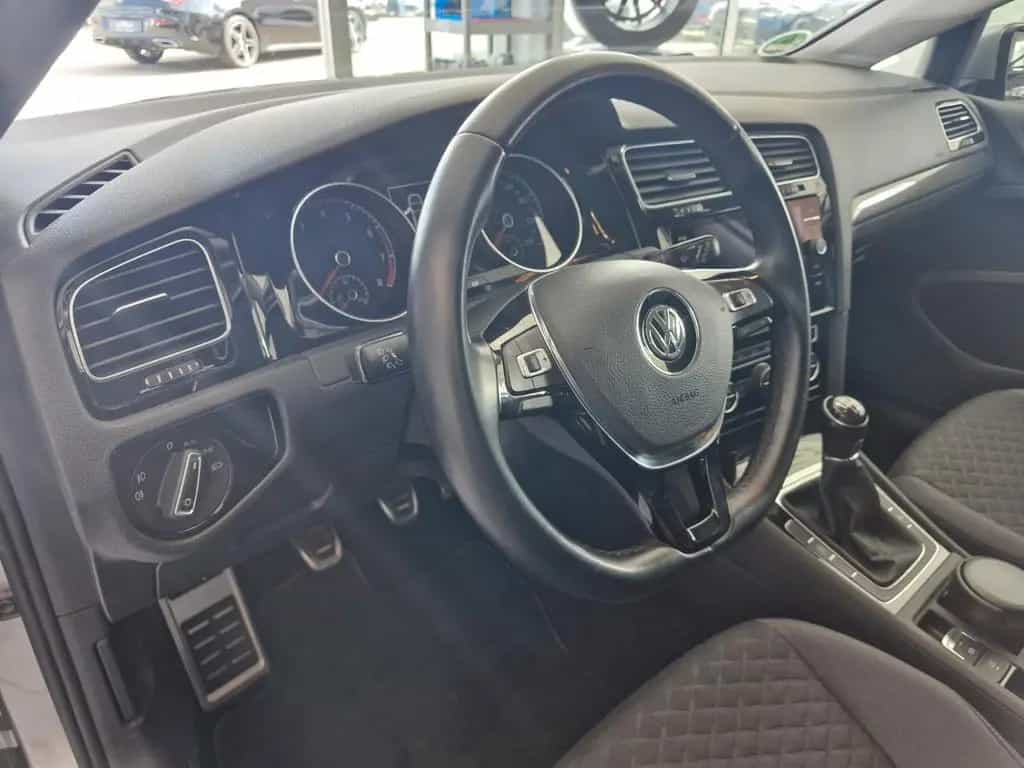 Volkswagen Golf VII Lim. Join*LED*SmartLink*SHZ*ACC* 04/2018-photo-8