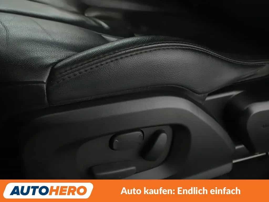 Land Rover Range Rover Evoque 2.2 Td4 Pure Aut.*NAVI*CAM*SHZ*LHZ*TEMPO* 10/2015-photo-32
