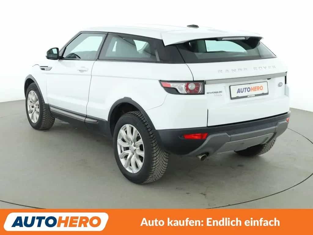 Land Rover Range Rover Evoque 2.2 Td4 Pure Aut.*NAVI*CAM*SHZ*LHZ*TEMPO* 10/2015-photo-4