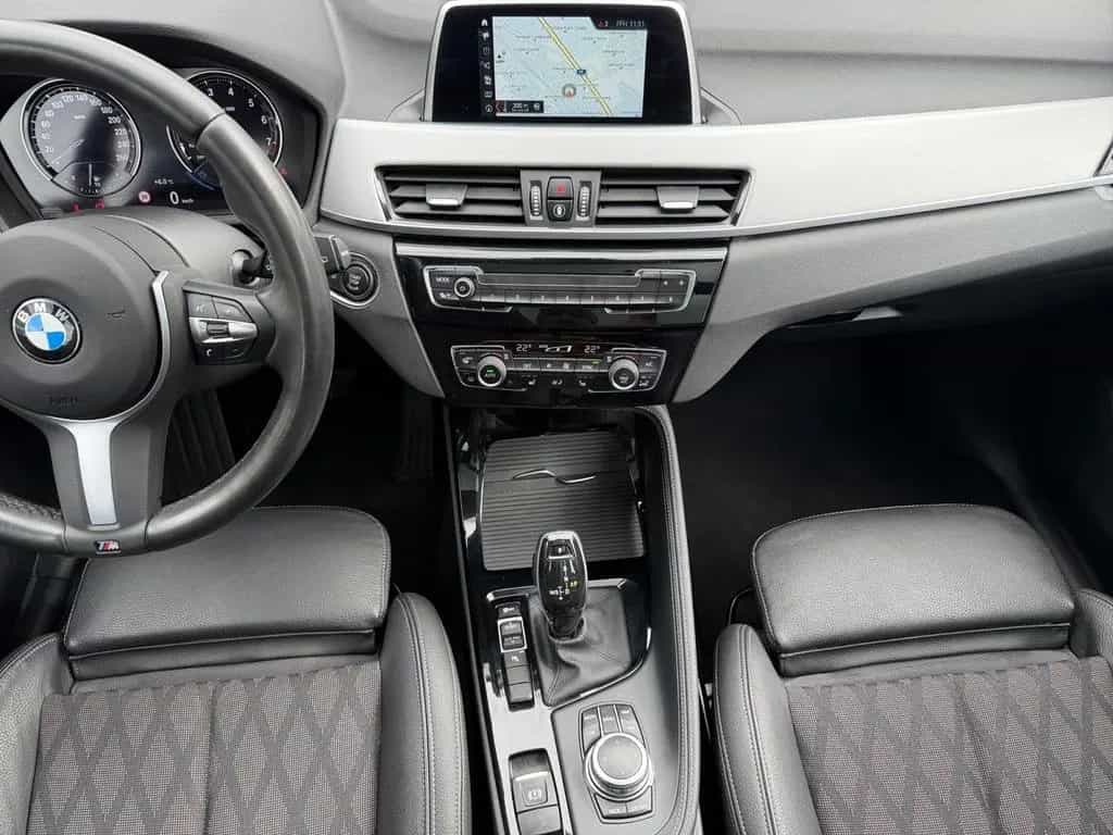 BMW X1 sDrive 20i xLine*PANO*NAVI*AUTOM.*LED*S-Heft* 06/2019-photo-11