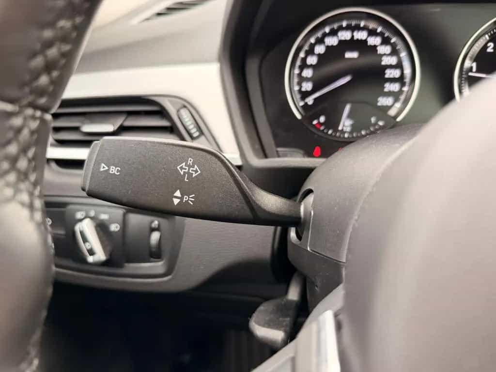 BMW X1 sDrive 20i xLine*PANO*NAVI*AUTOM.*LED*S-Heft* 06/2019-photo-23