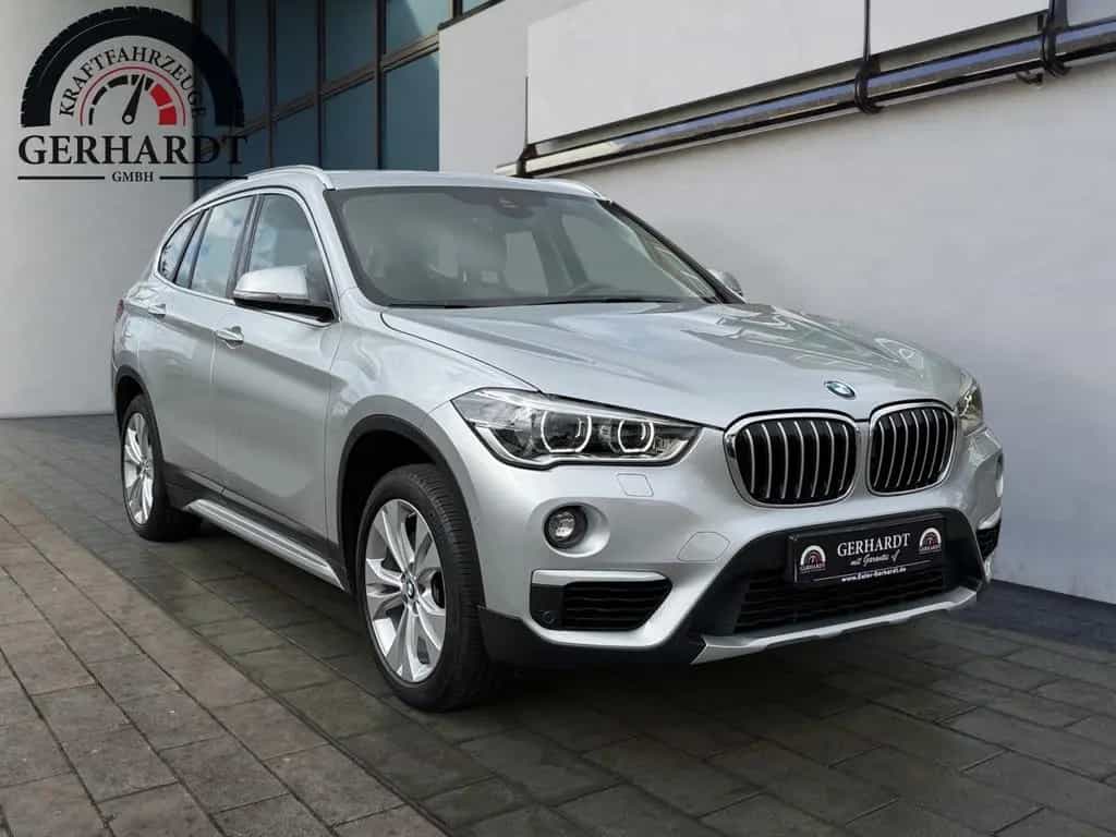 BMW X1 sDrive 20i xLine*PANO*NAVI*AUTOM.*LED*S-Heft* 06/2019-photo-3