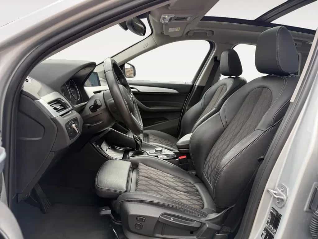 BMW X1 sDrive 20i xLine*PANO*NAVI*AUTOM.*LED*S-Heft* 06/2019-photo-7