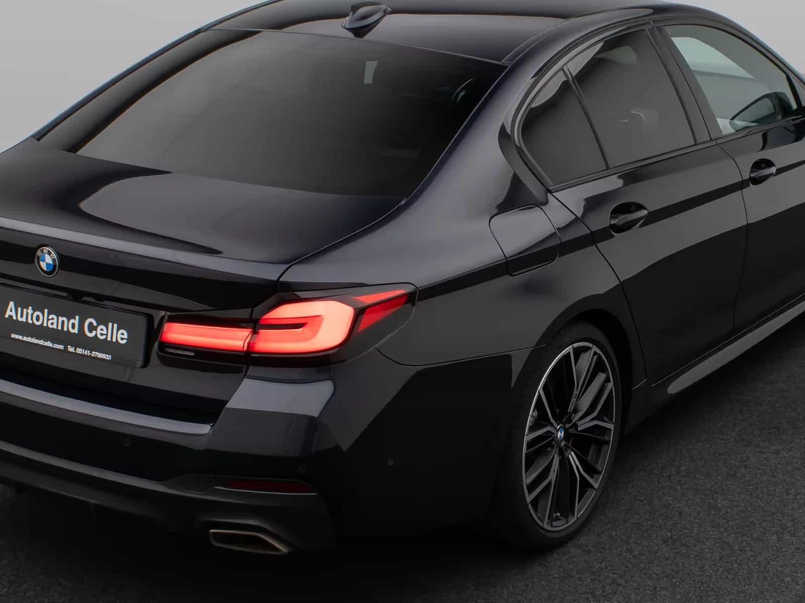 BMW 5 Series 06/2022-photo-14