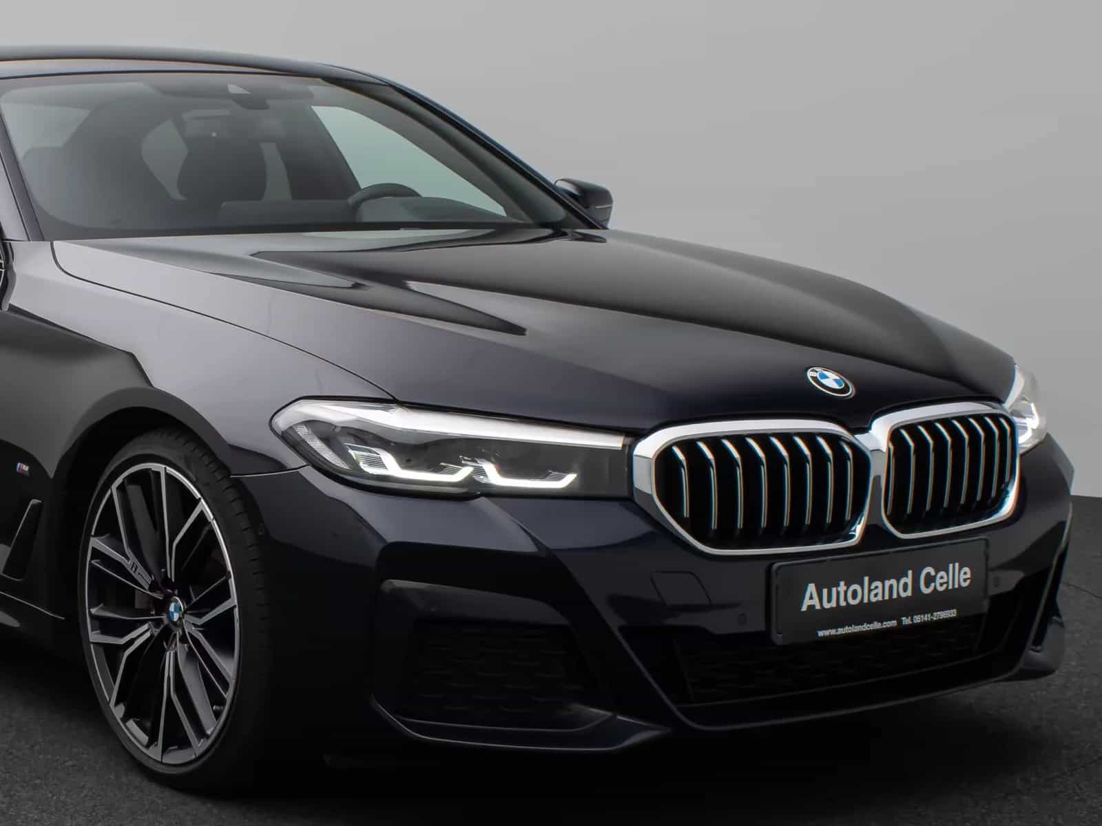 BMW 5 Series 06/2022-photo-15