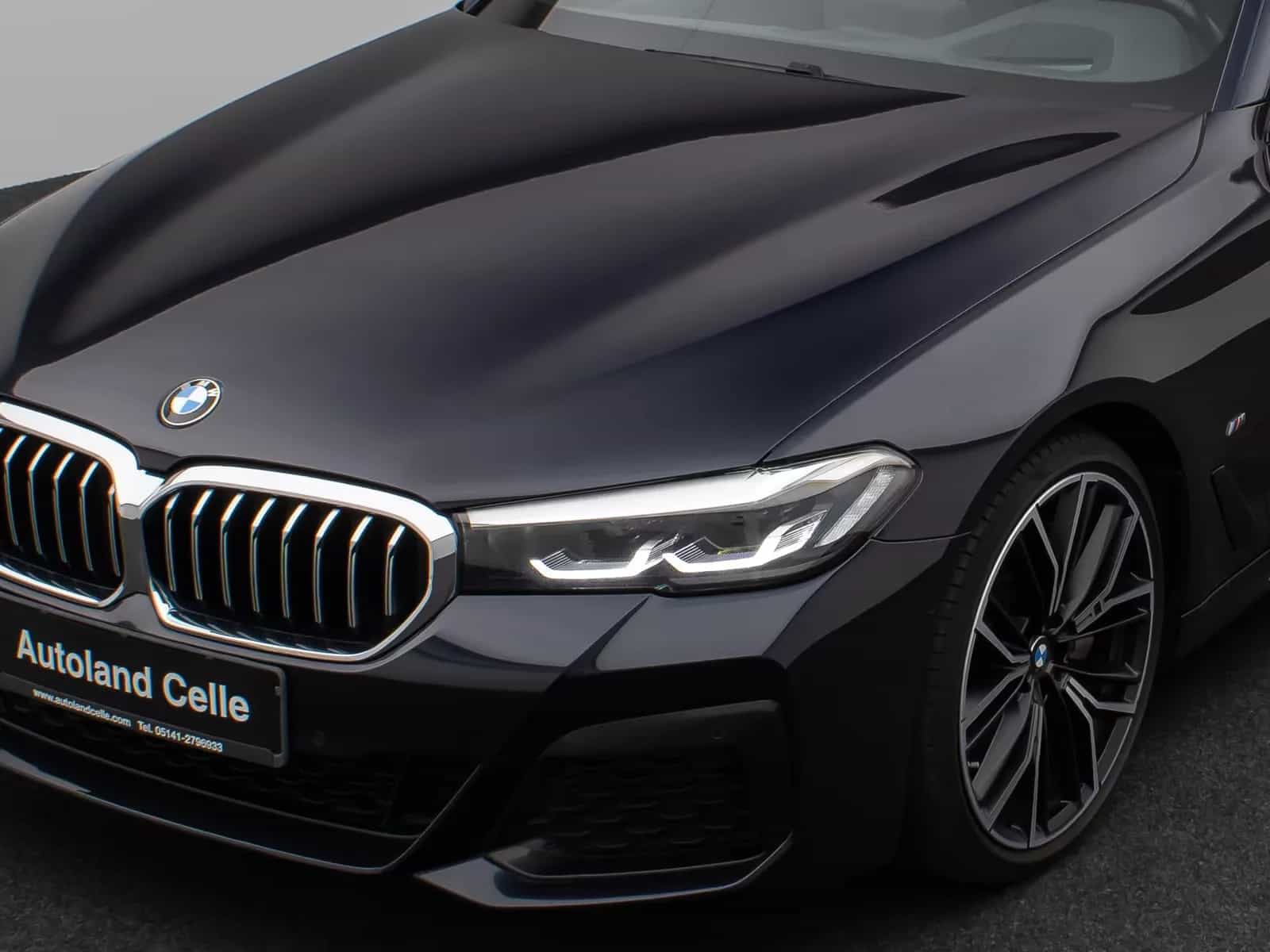 BMW 5 Series 06/2022-photo-16
