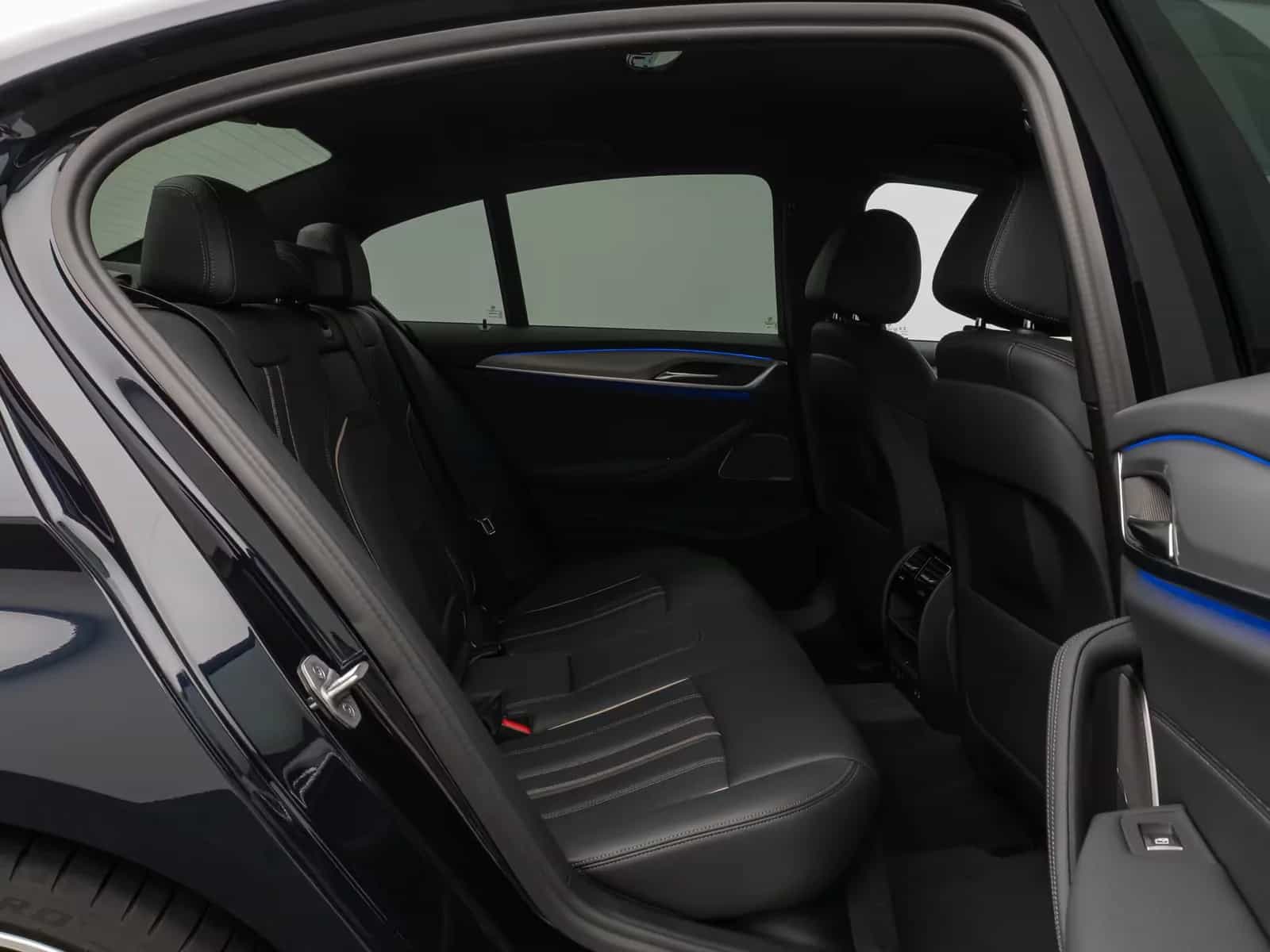 BMW 5 Series 06/2022-photo-25