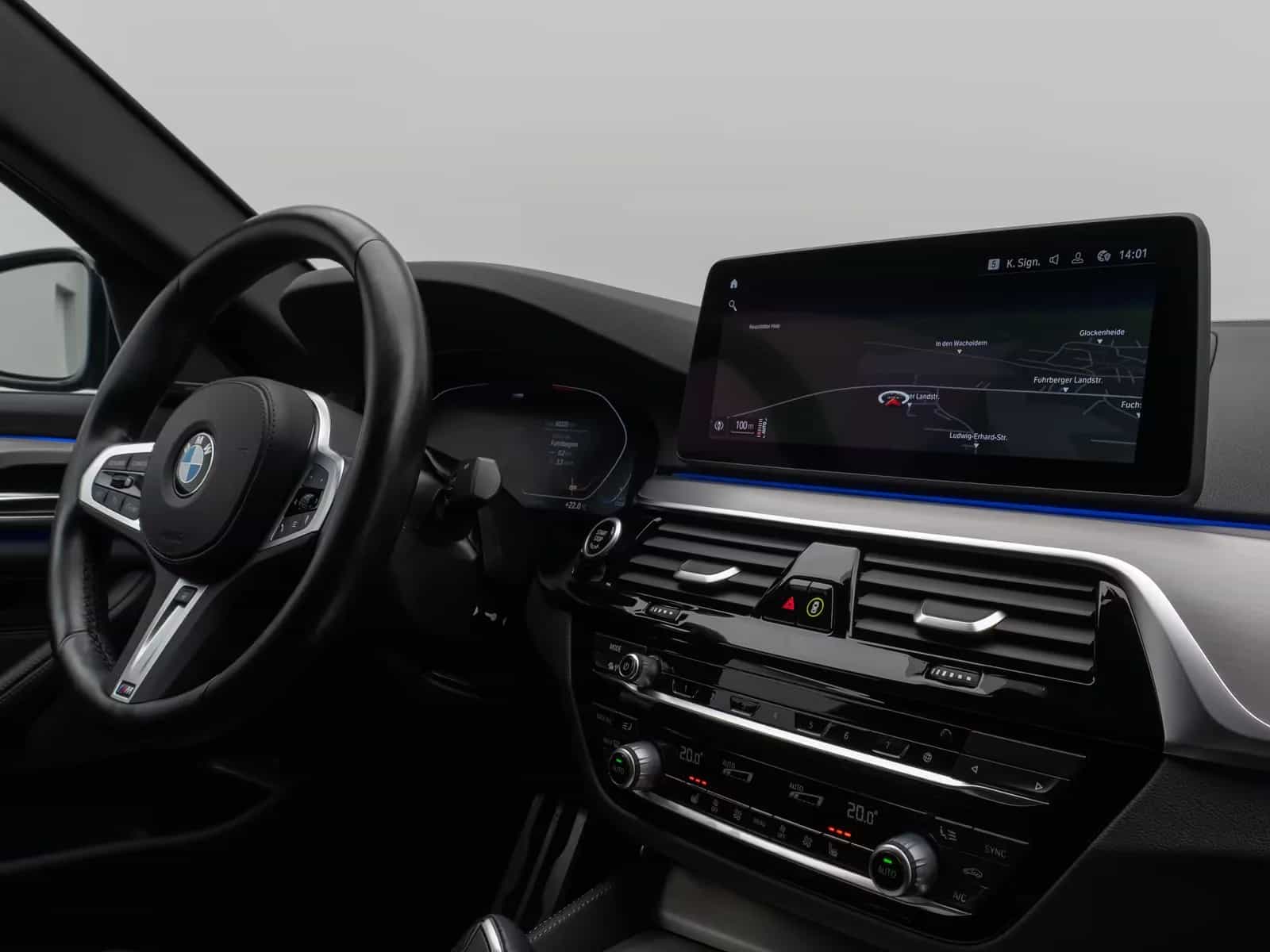 BMW 5 Series 06/2022-photo-36