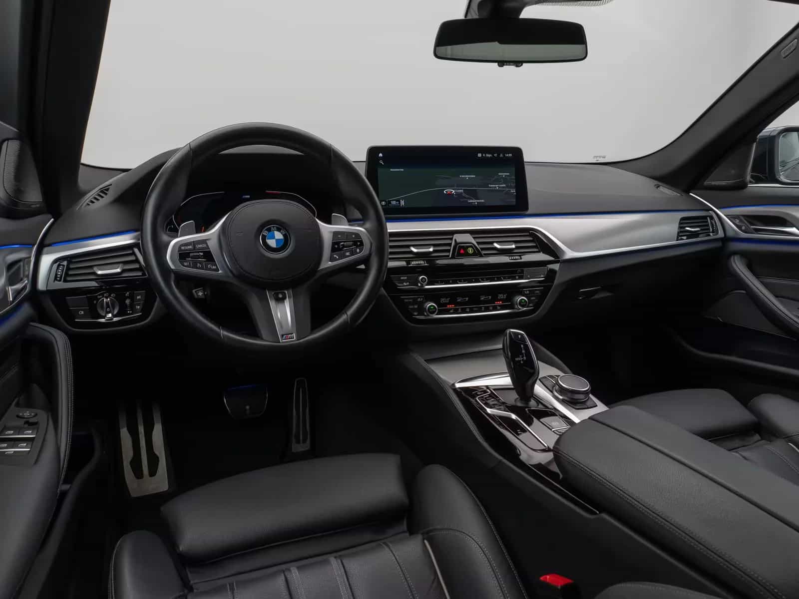 BMW 5 Series 06/2022-photo-37