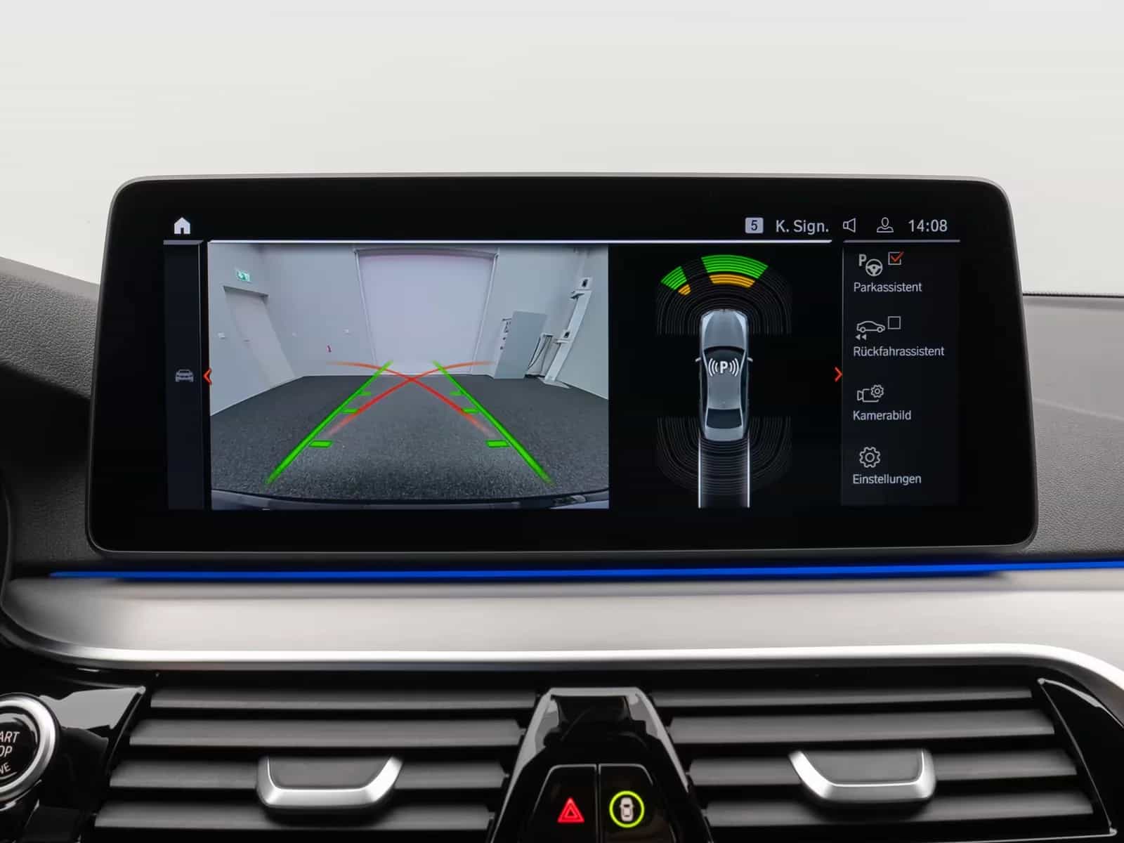 BMW 5 Series 06/2022-photo-41