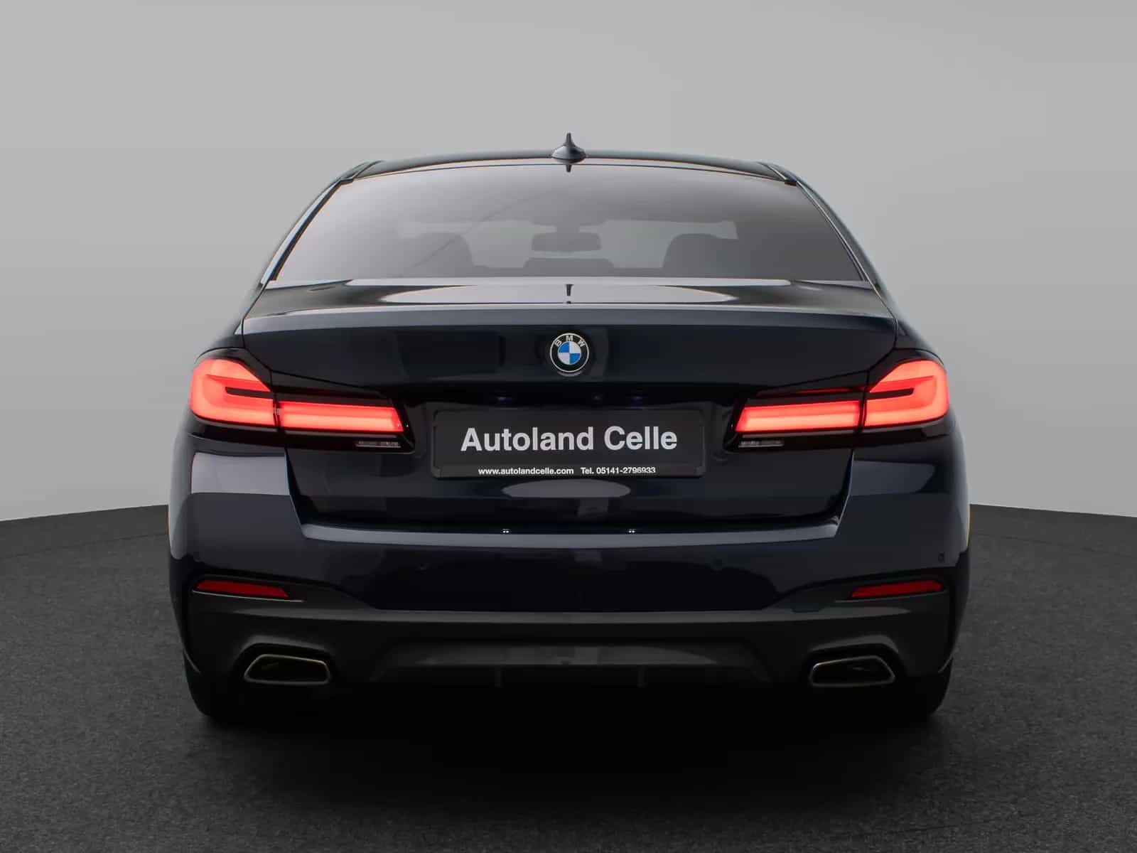 BMW 5 Series 06/2022-photo-7