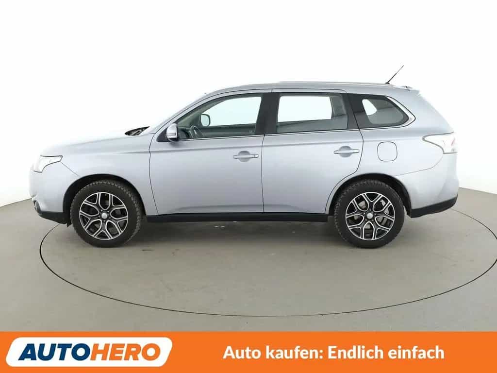 Mitsubishi Outlander 2.0 MIVEC Klassik Kollektion 2WD *TEMP*CAM*AHK* 08/2015-photo-2