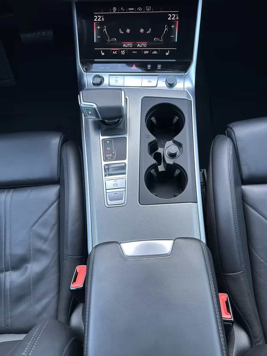Audi A6 03/2023-photo-14