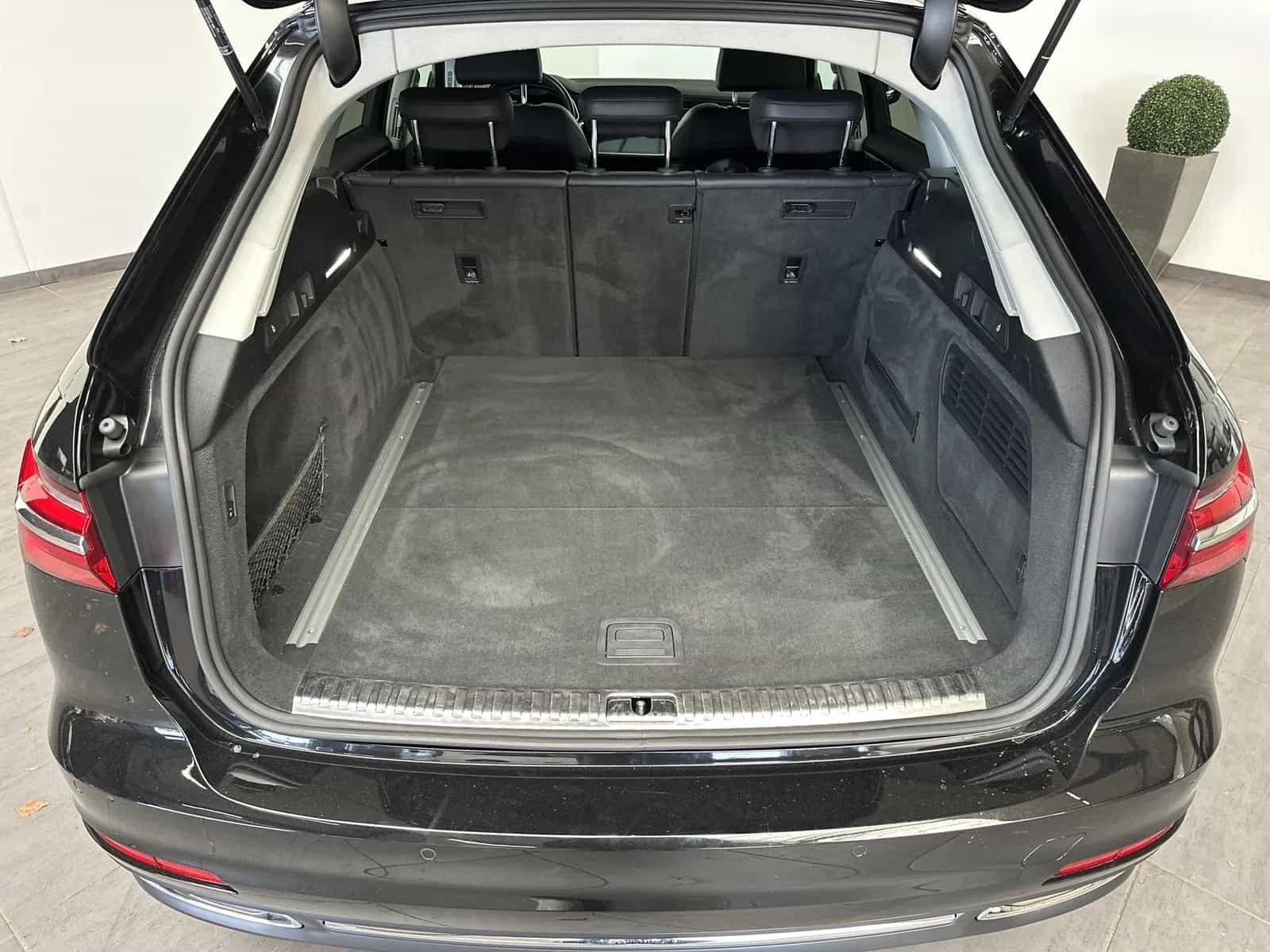 Audi A6 03/2023-photo-5