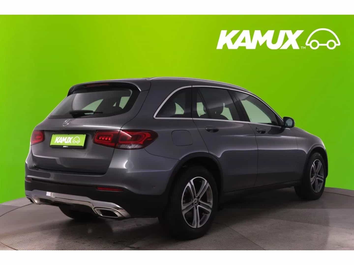 Mercedes-Benz GLC-Class 200 12/2021-photo-3