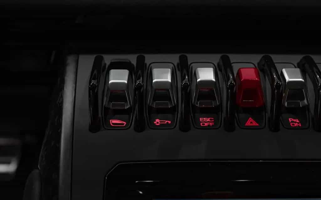 Lamborghini Huracan EVO *FORGED*KAM*LIFT*SENSONUM*SERVICE NE 01/2020-photo-34