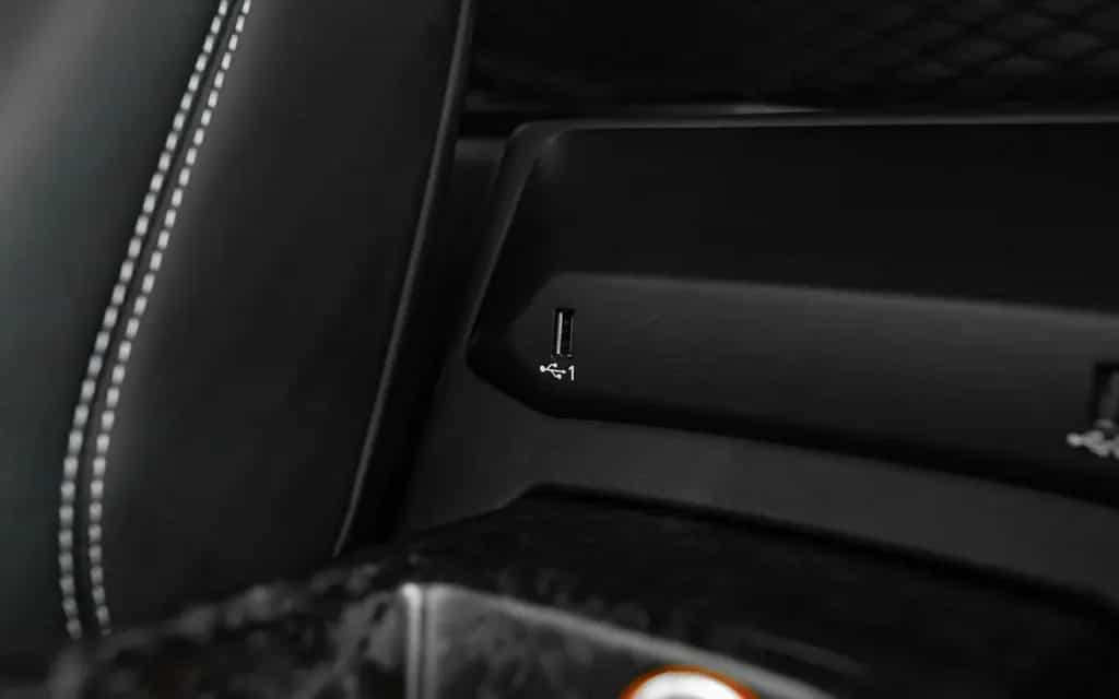 Lamborghini Huracan EVO *FORGED*KAM*LIFT*SENSONUM*SERVICE NE 01/2020-photo-36
