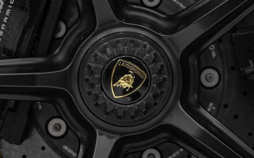Lamborghini Huracan EVO *FORGED*KAM*LIFT*SENSONUM*SERVICE NE 01/2020-photo-8