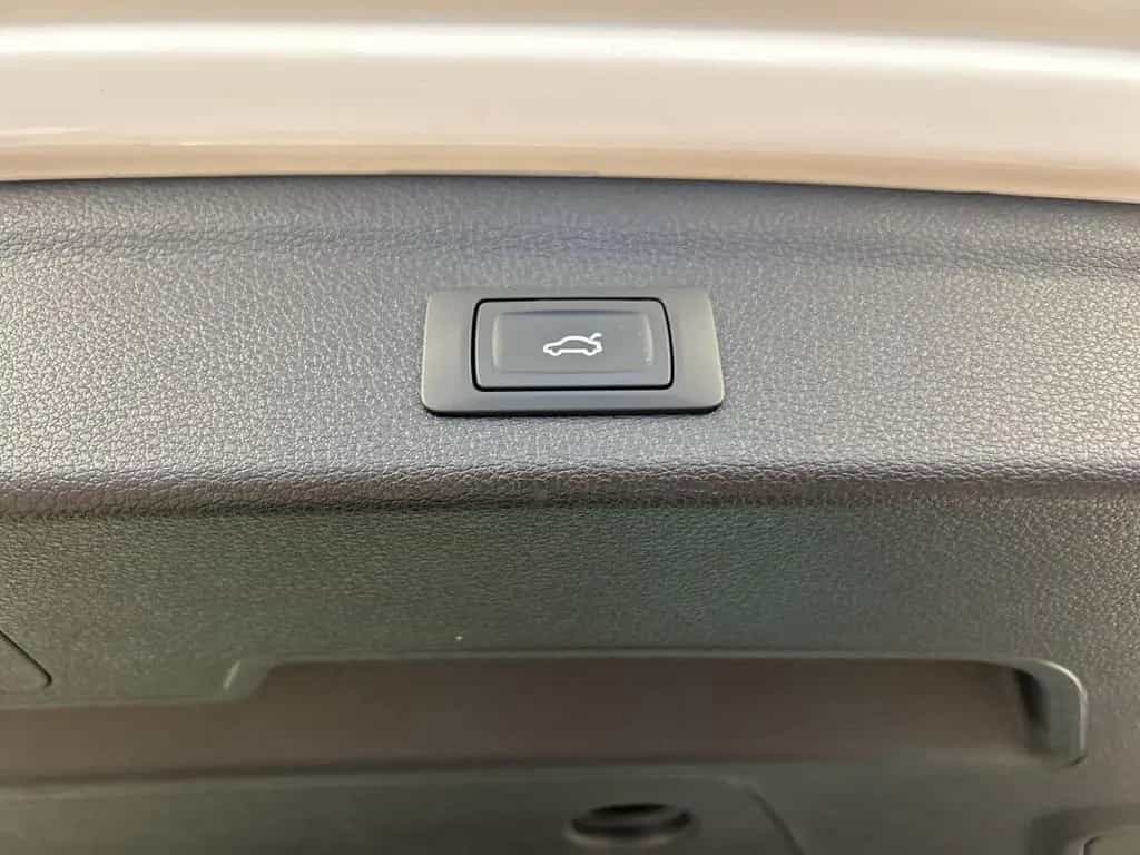 Audi Q3 40 TFSI advanced quattro S-TRONIC+LED+PANO 08/2019-photo-25