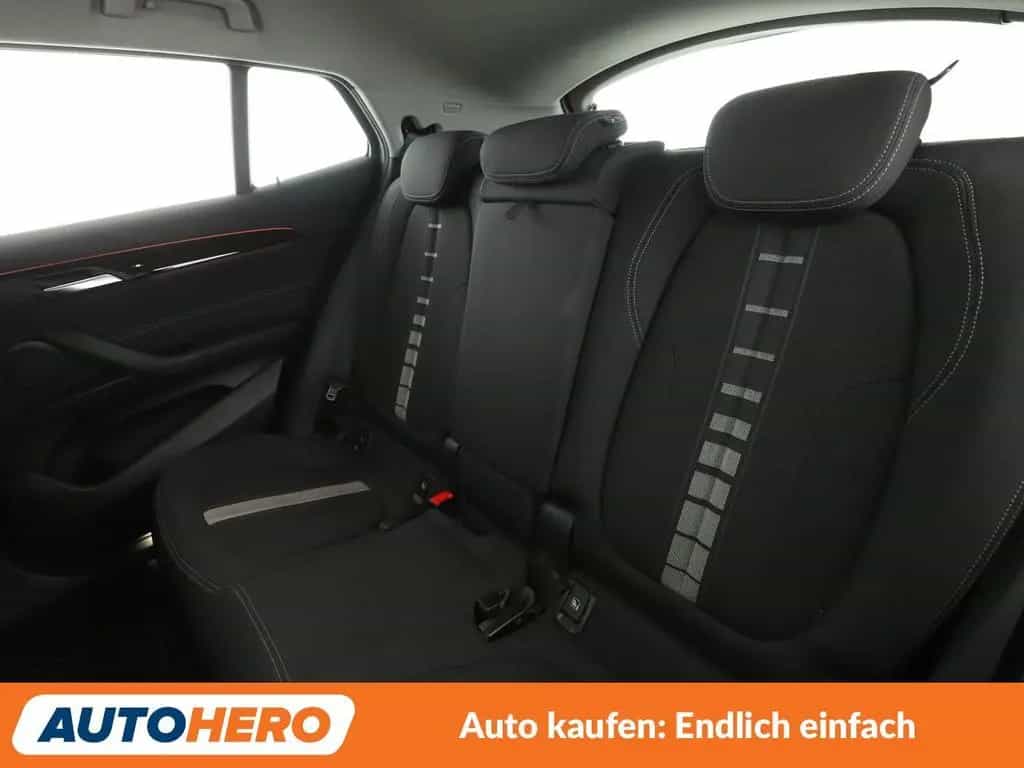 BMW sDrive 18i Advantage Aut.*NAV*LED*TEMP*CAM*PDC* 02/2019-photo-12