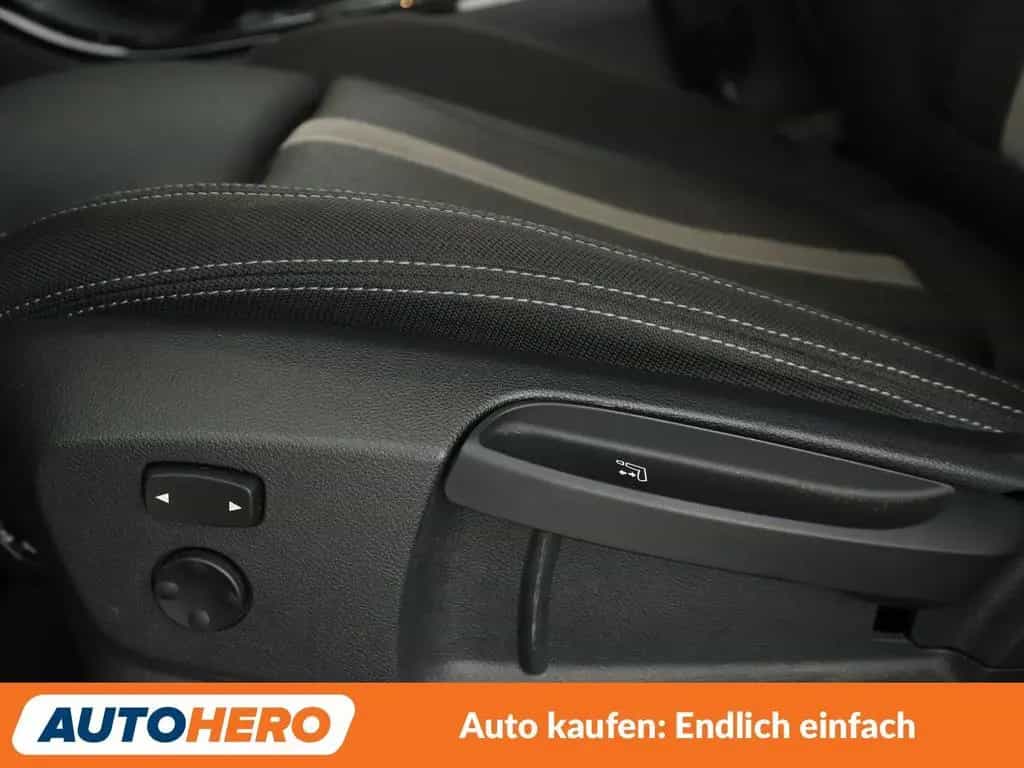 BMW sDrive 18i Advantage Aut.*NAV*LED*TEMP*CAM*PDC* 02/2019-photo-26