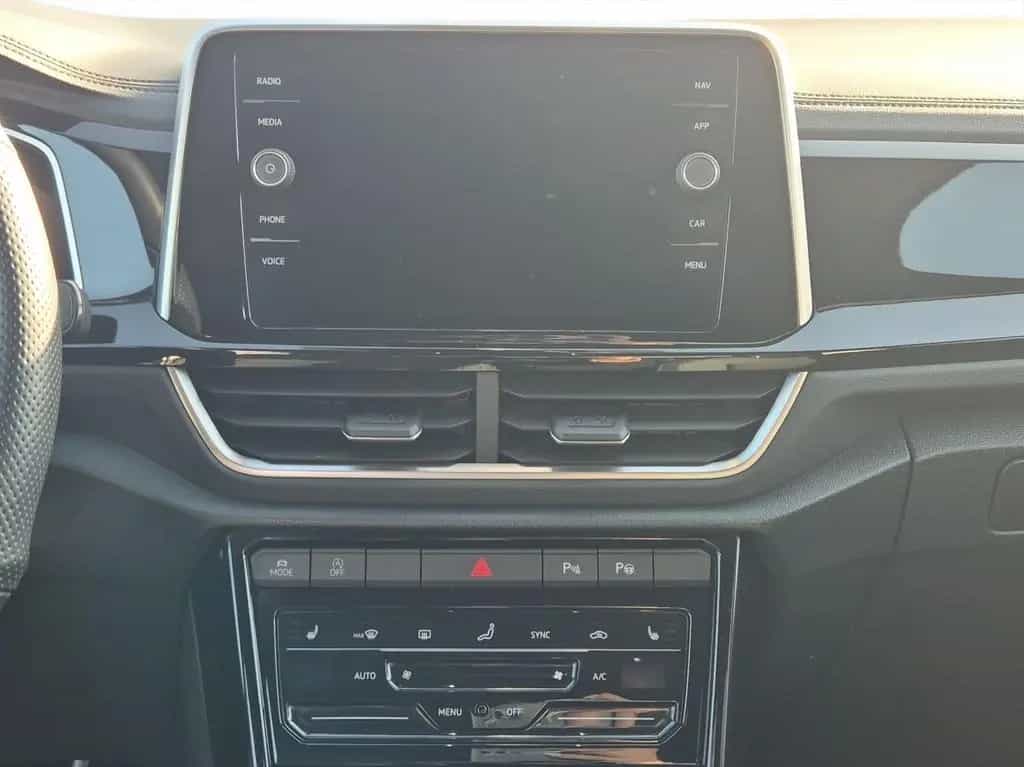 Volkswagen T-Roc 1.0 TSI R-Line AHK RüKa SiHz LED PDC 02/2023-photo-9