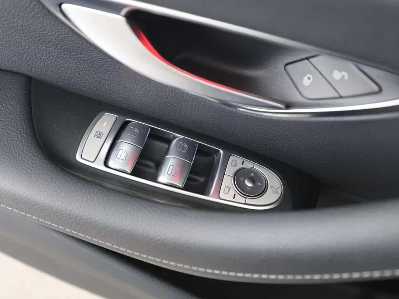Mercedes-Benz E-Class 250 01/2017-photo-13