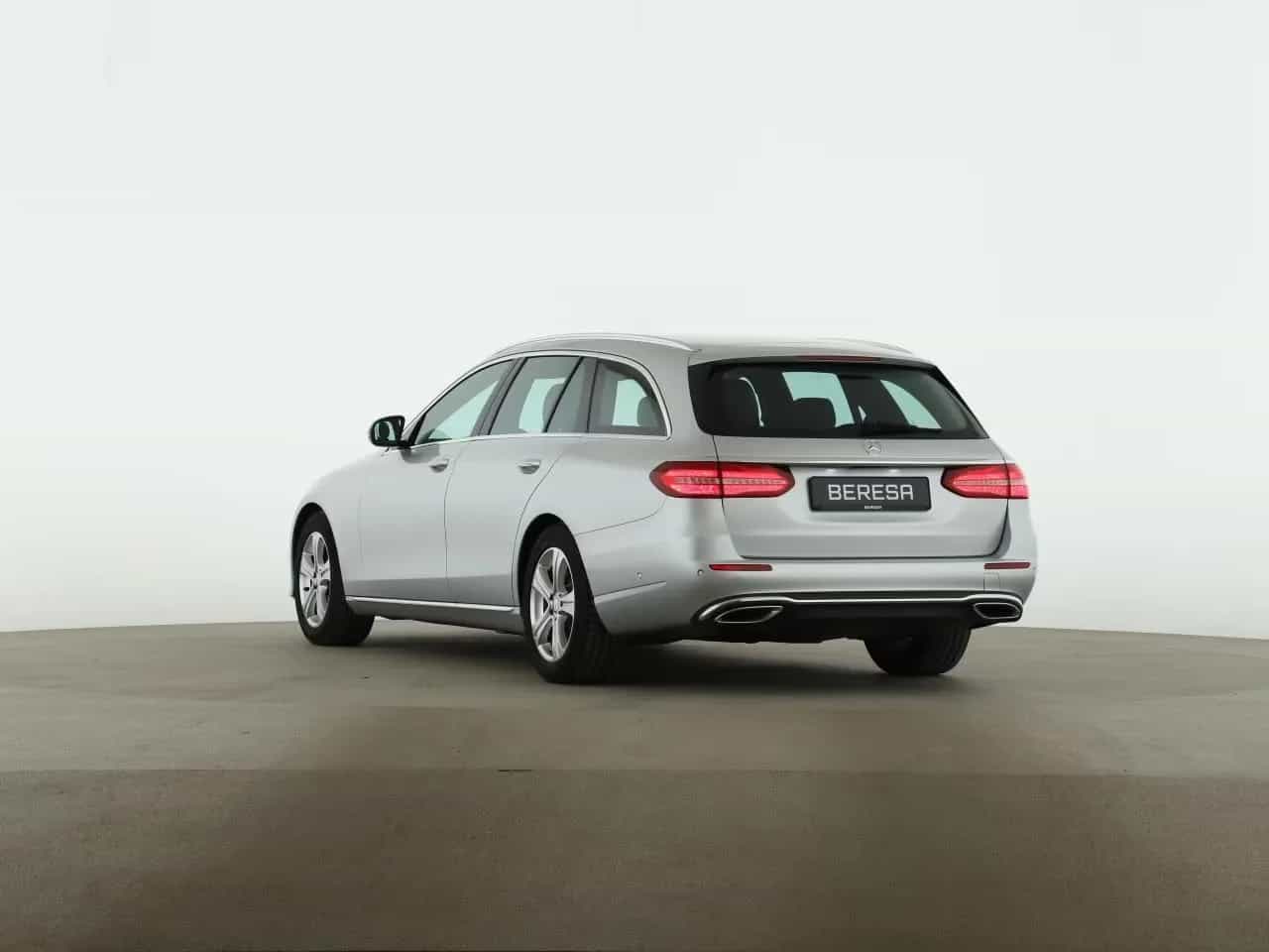 Mercedes-Benz E-Class 250 01/2017-photo-4