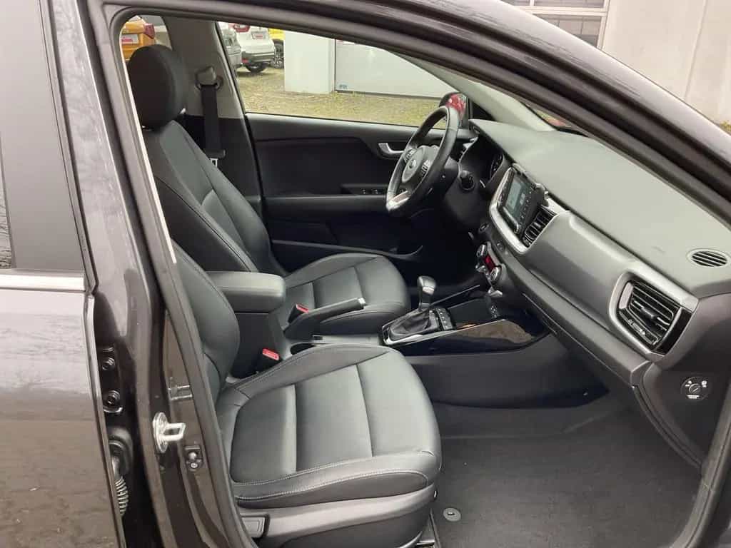Kia Stonic 1.0 T-GDI DCT Platinum NAVI PANO 17Z 01/2020-photo-10