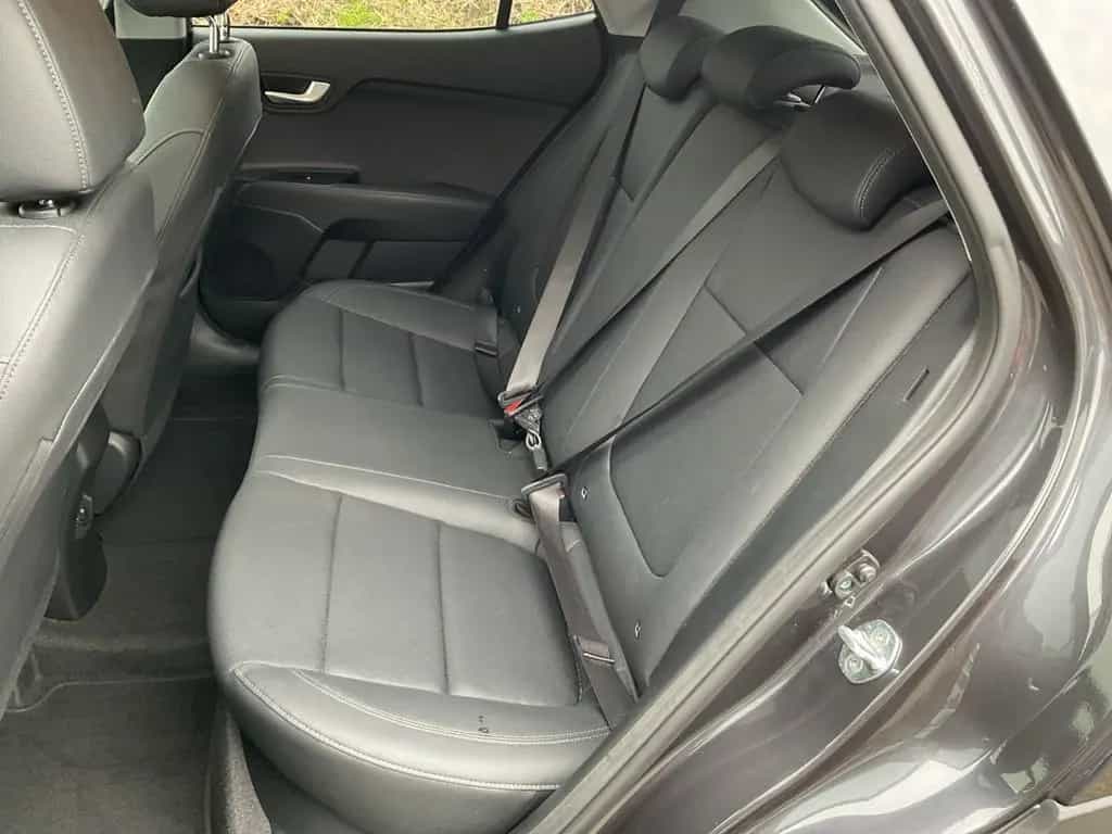 Kia Stonic 1.0 T-GDI DCT Platinum NAVI PANO 17Z 01/2020-photo-6