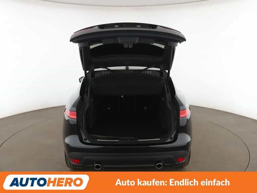 Jaguar F-Pace 30d R-Sport AWD Aut.*NAVI*CAM*LED*ACC*PDC 01/2019-photo-16