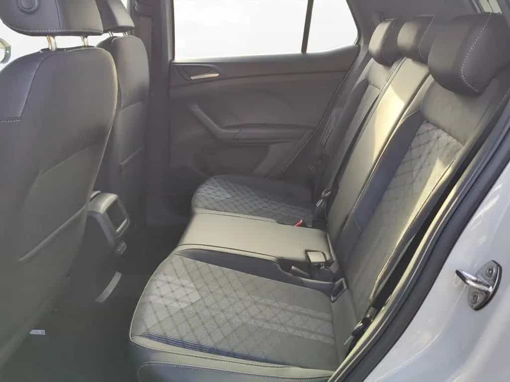 Volkswagen T-Cross R-Line 1.0 l TSI OPF 85 kW (116 PS) 6-Ga null-photo-5