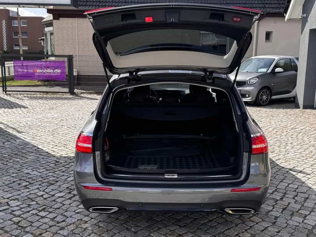 Mercedes-Benz E-Class 200 T AMG LED Kamera SHZ Leder Tempomat 07/2017-photo-30
