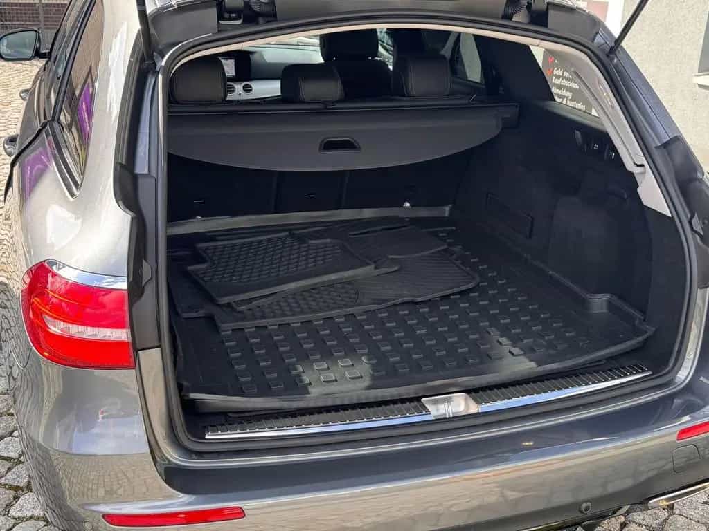 Mercedes-Benz E-Class 200 T AMG LED Kamera SHZ Leder Tempomat 07/2017-photo-31