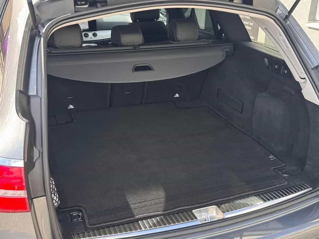 Mercedes-Benz E-Class 200 T AMG LED Kamera SHZ Leder Tempomat 07/2017-photo-32