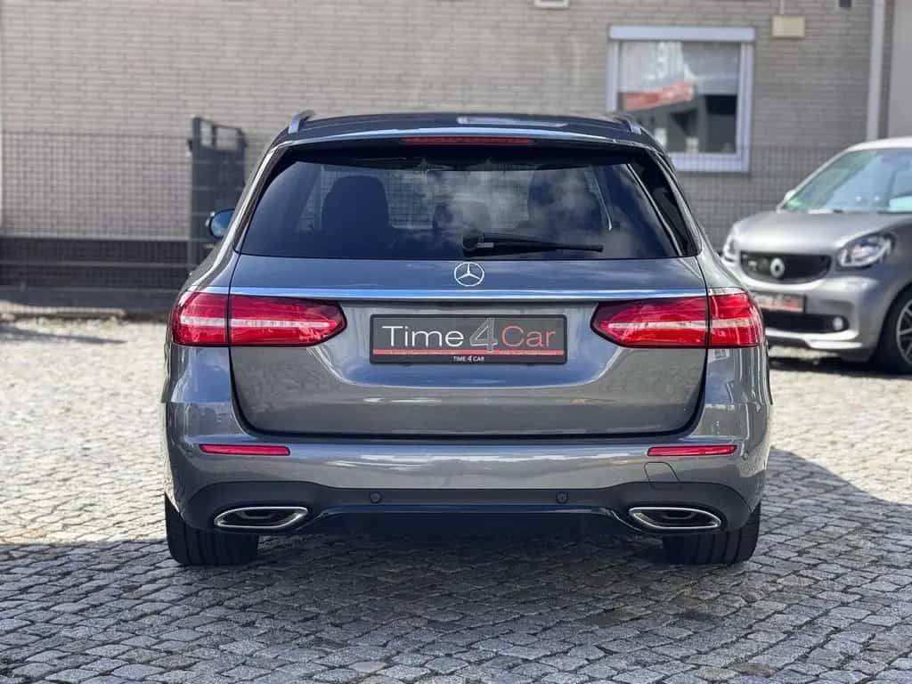 Mercedes-Benz E-Class 200 T AMG LED Kamera SHZ Leder Tempomat 07/2017-photo-6