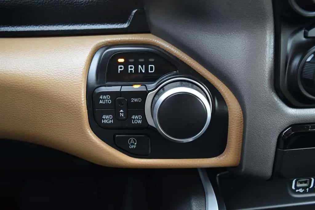 Dodge RAM 1500 Big Horn LPG TÜV NEU 02/2022-photo-16