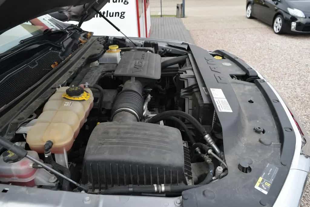 Dodge RAM 1500 Big Horn LPG TÜV NEU 02/2022-photo-23