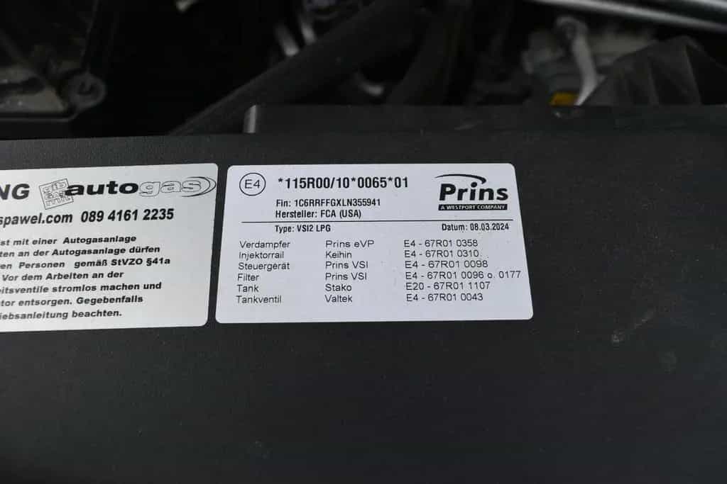 Dodge RAM 1500 Big Horn LPG TÜV NEU 02/2022-photo-24