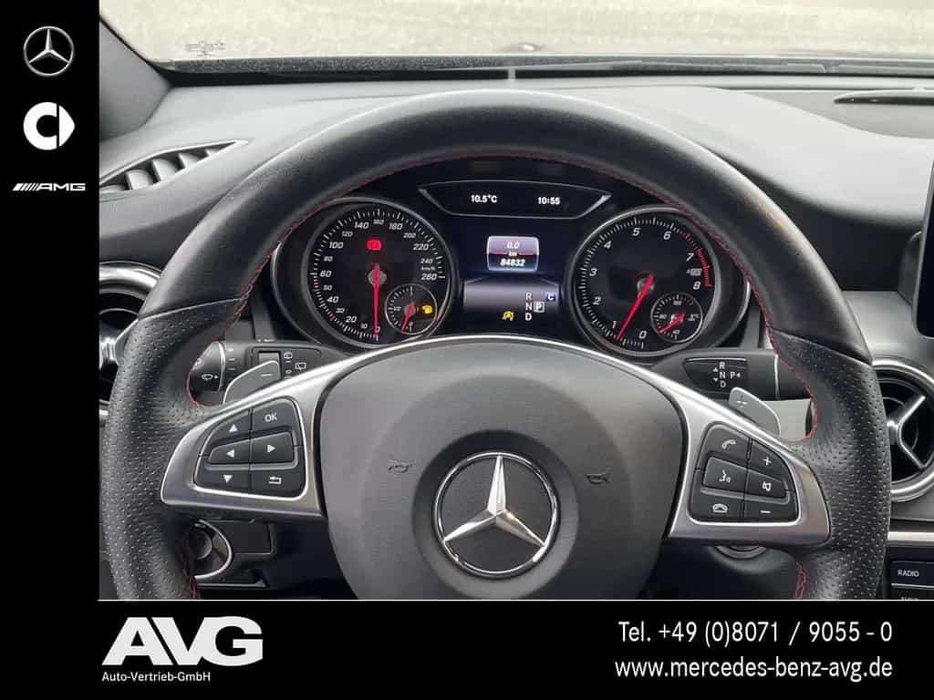 Mercedes-Benz GLA-Class 250 4M AMG Navi LED SHZ Pano RFK Keyless CD 12/2019-photo-10