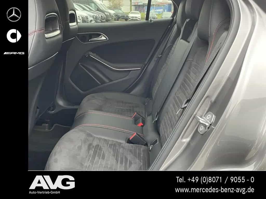 Mercedes-Benz GLA-Class 250 4M AMG Navi LED SHZ Pano RFK Keyless CD 12/2019-photo-6