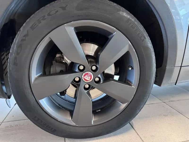 Jaguar E-Pace 2.0D i4 150cv R-DYNAMIC AUTO AWD 03/2019-photo-3