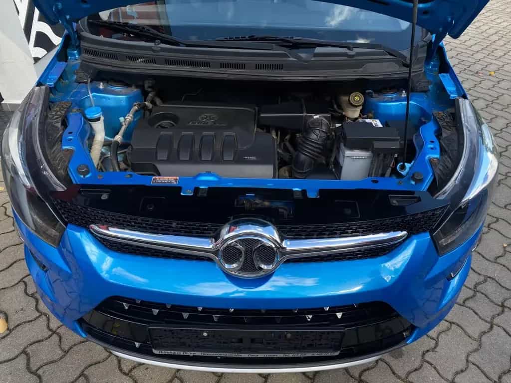 BAIC Senova X25 1.Hd Klimaautom Leder 04/2019-photo-11