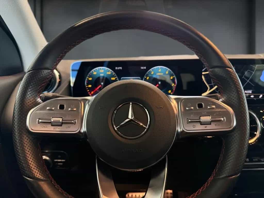 Mercedes-Benz GLA-Class 200 AMG, LED, Kamera, Shz, MBUX, CarPlay 01/2022-photo-6